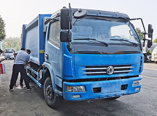 Dongfeng 10 m³compactor garbage truck