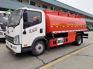 FAW 8 m³oil tank truck with fuel dispenser