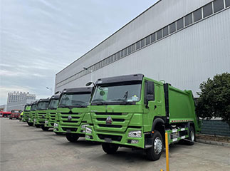 HOWO 15 m³ compactor garbage truck