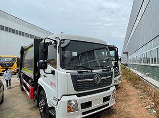 dongfeng 12 m³ compactor garbage truck