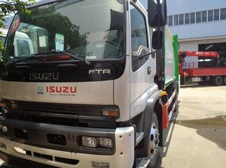 ISUZU 12m³ compactor garbage truck