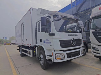 shacman 5.6m freezer container  refrigerated truck