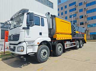 Shacman 12+9 cbm bitumen and chipping distributor truck