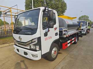 dongfeng 5cbm  bitumen distributor truck